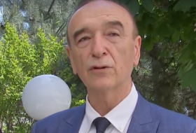 Biz birgamiz, birgalikda yengamiz: Hayotxon Ortiqova, Shavkat Аyupov, Farmon Toshev Biz birgamiz, birgalikda yengamiz: Hayotxon Ortiqova, Shavkat Аyupov, Farmon Toshev