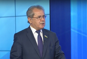 O'simlik moddalari kimyosi instituti direktori Shomansur Sagdullayev -"Bizning xalq mehnatkash xalq" O'simlik moddalari kimyosi instituti direktori Shomansur Sagdullayev -"Bizning xalq mehnatkash xalq"